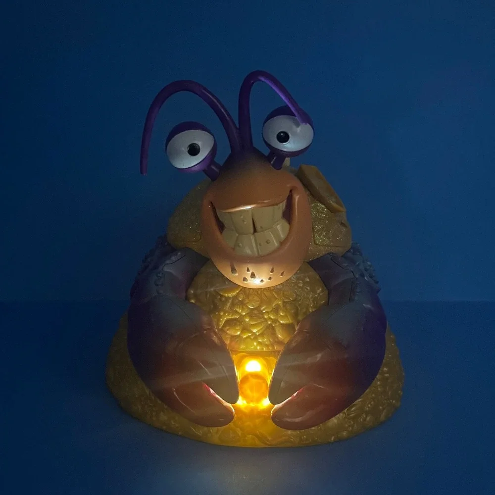 Disney Moana Tamatoa Jewelry Box Gold Purple Singing Lights Sounds Maui Hook